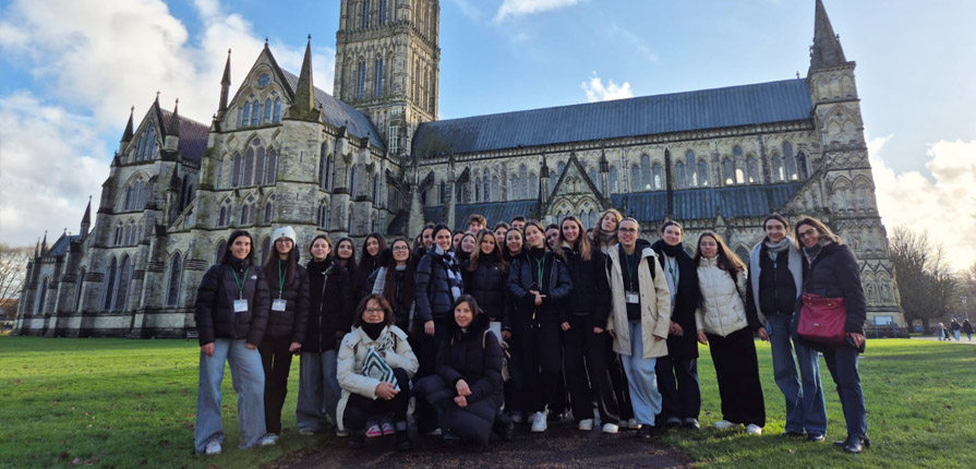students outside Salisbury Cathedral